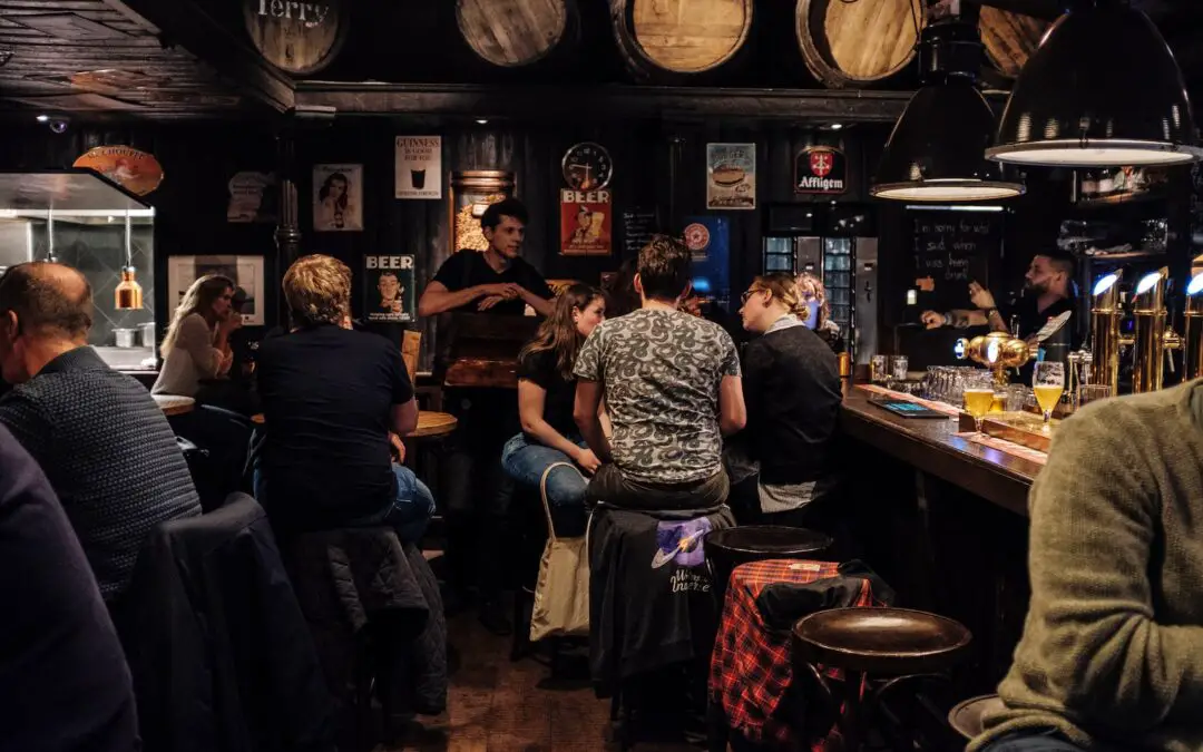 2023’s Best Pubs in Greenwich, CT: A Friendly Guide